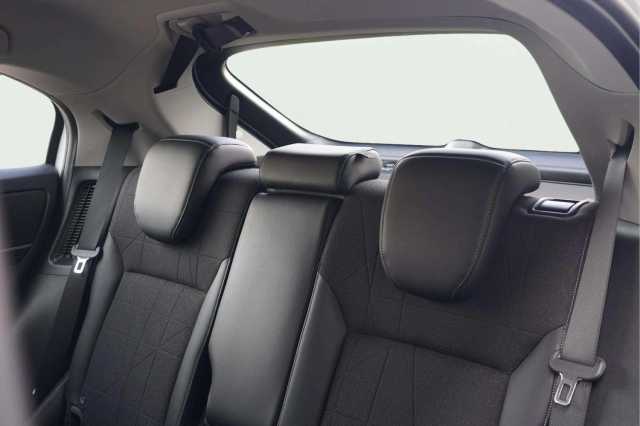 Honda HR-V Hybrid 1.5 h i-MMD Advance SUV 5dr Petrol Hybrid CVT Euro 6 (s/s) (131 ps) 