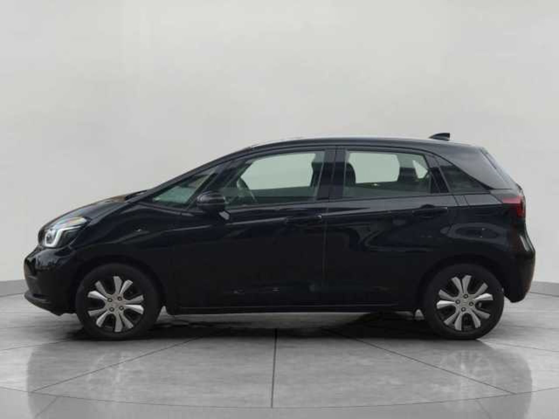 Honda Jazz Hybrid 1.5 h i-MMD SR Hatchback 5dr Petrol Hybrid eCVT Euro 6 (s/s) (109 ps) 