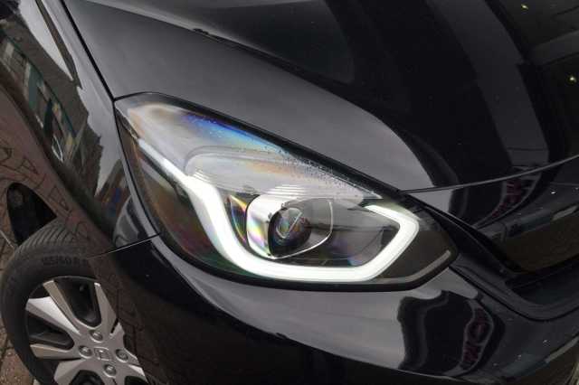 Honda Jazz Hybrid 1.5 h i-MMD SR Hatchback 5dr Petrol Hybrid eCVT Euro 6 (s/s) (109 ps) 