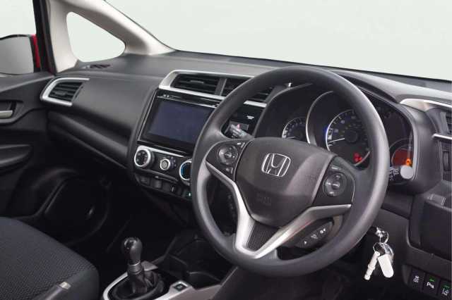 Honda Jazz 1.3 i-VTEC SE Navi Hatchback 5dr Petrol Manual Euro 6 (s/s) (102 ps) 