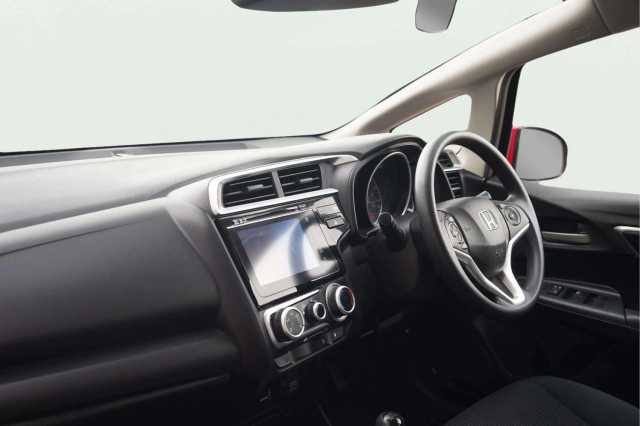 Honda Jazz 1.3 i-VTEC SE Navi Hatchback 5dr Petrol Manual Euro 6 (s/s) (102 ps) 