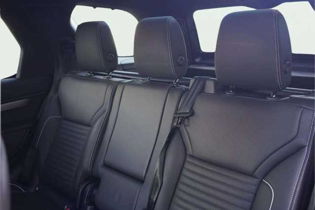 Land Rover Discovery 3.0 D300 MHEV R-Dynamic HSE SUV 5dr Diesel Auto 4WD Euro 6 (s/s) (300 ps) 