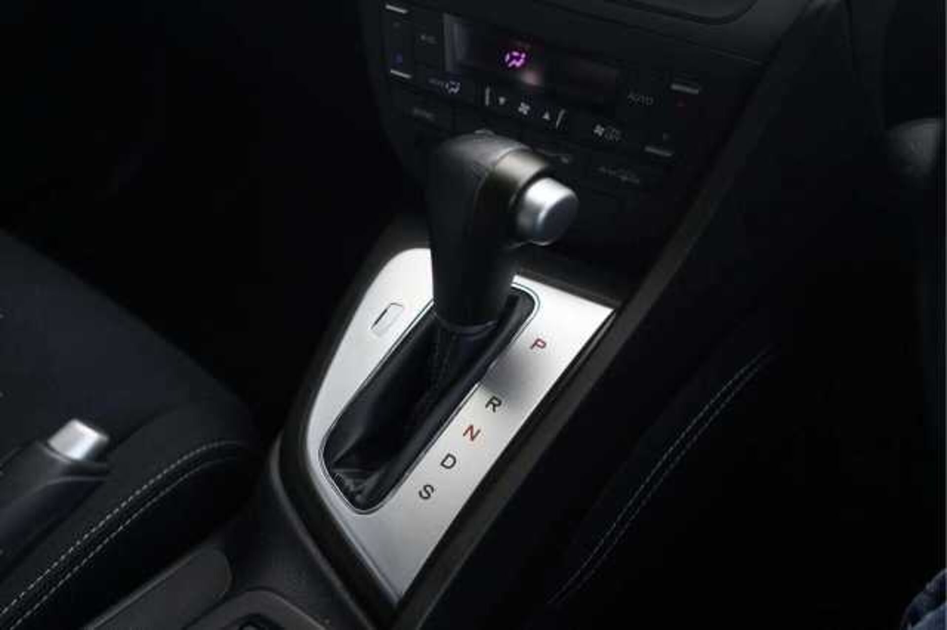 Honda Civic 1.8 i-VTEC SE Plus Auto Euro 5 5dr 