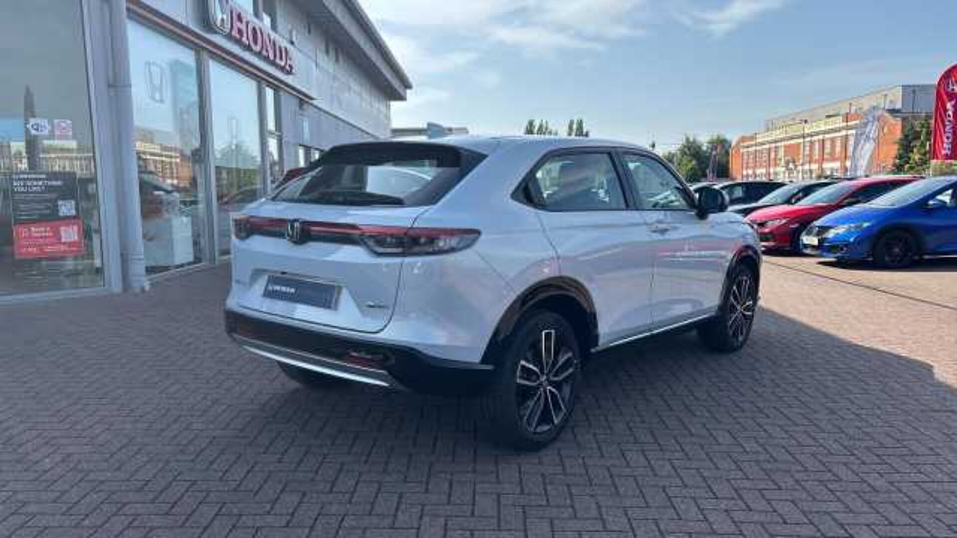 Honda HR-V Hybrid 1.5 h i-MMD Advance SUV 5dr Petrol Hybrid CVT Euro 6 (s/s) (131 ps) 
