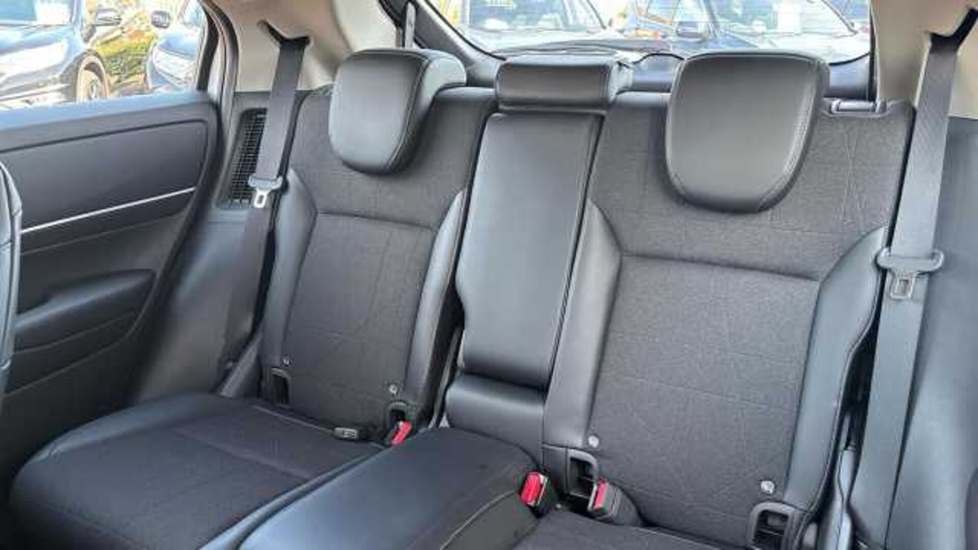 Honda HR-V Hybrid 1.5 h i-MMD Advance SUV 5dr Petrol Hybrid CVT Euro 6 (s/s) (131 ps) 