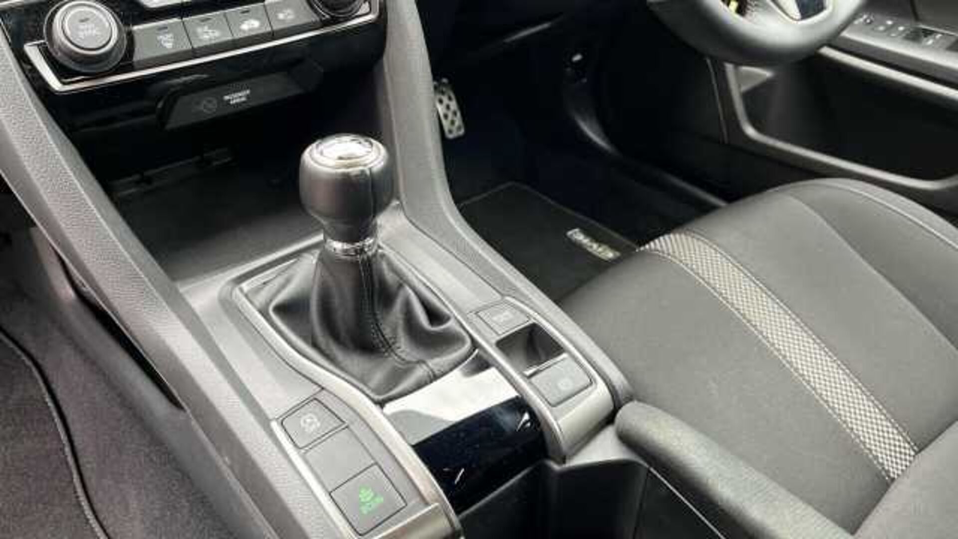 Honda Civic 1.0 VTEC Turbo SR Hatchback 5dr Petrol Manual Euro 6 (s/s) (126 ps) 