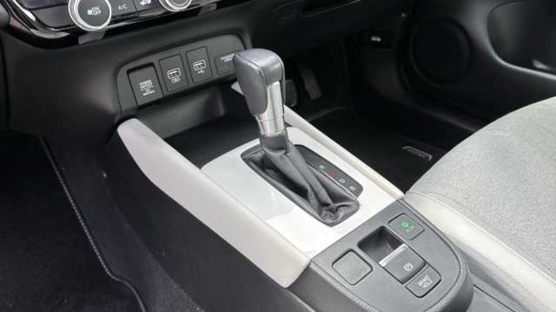 Honda Jazz Hybrid 1.5 h i-MMD EX Hatchback 5dr Petrol Hybrid eCVT Euro 6 (s/s) (109 ps) 