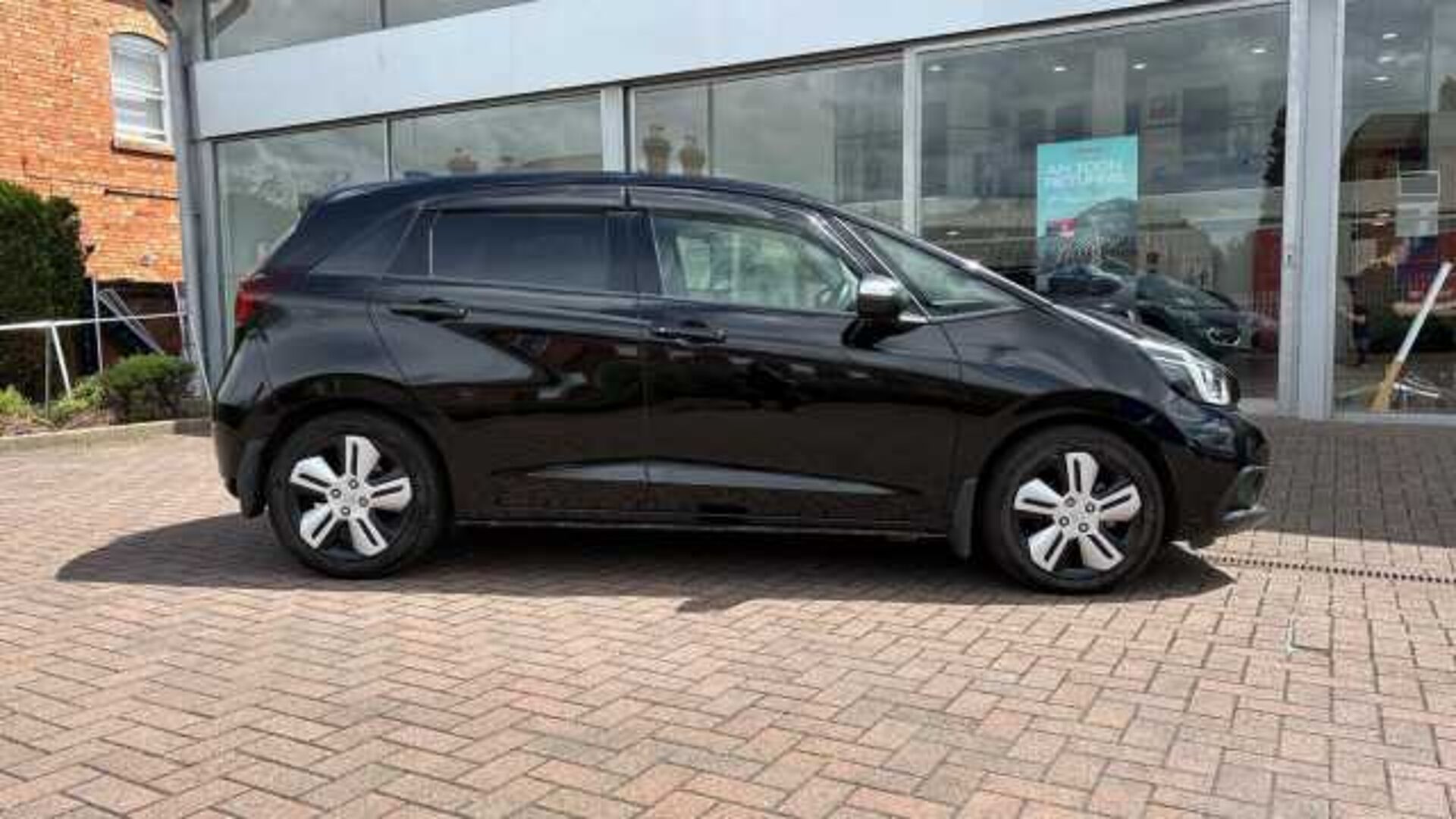 Honda Jazz Hybrid 1.5 h i-MMD EX Hatchback 5dr Petrol Hybrid eCVT Euro 6 (s/s) (109 ps) 