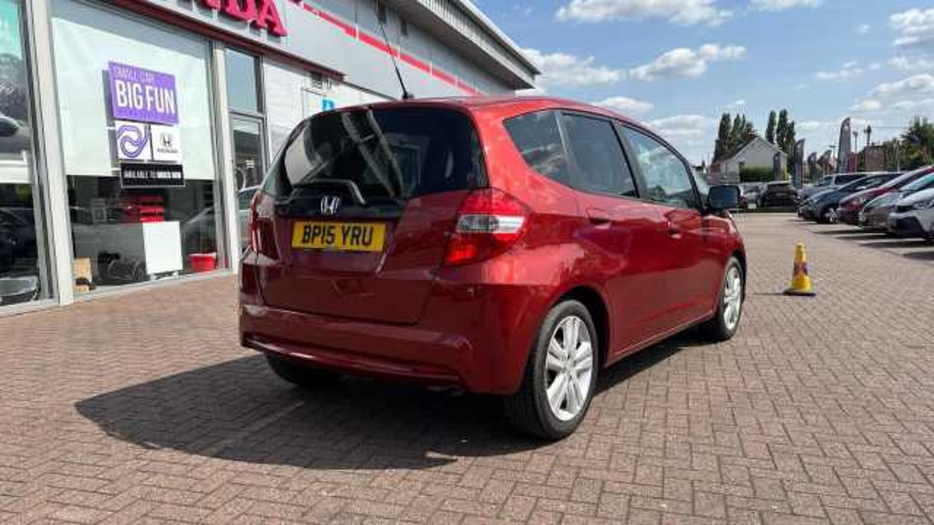 Honda Jazz 1.4 i-VTEC ES Plus Hatchback 5dr Petrol CVT Euro 5 (99 ps) 