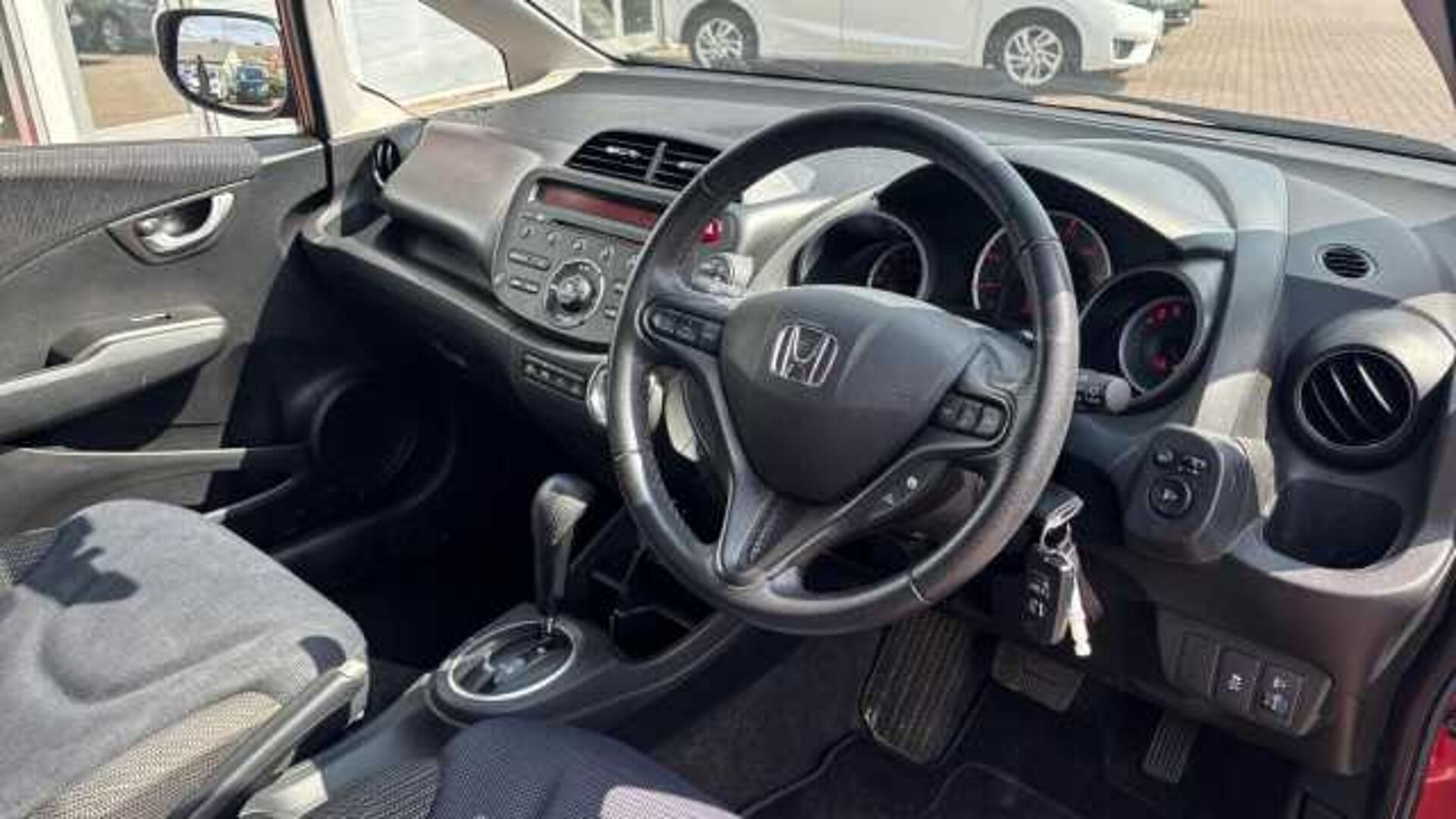 Honda Jazz 1.4 i-VTEC ES Plus Hatchback 5dr Petrol CVT Euro 5 (99 ps) 