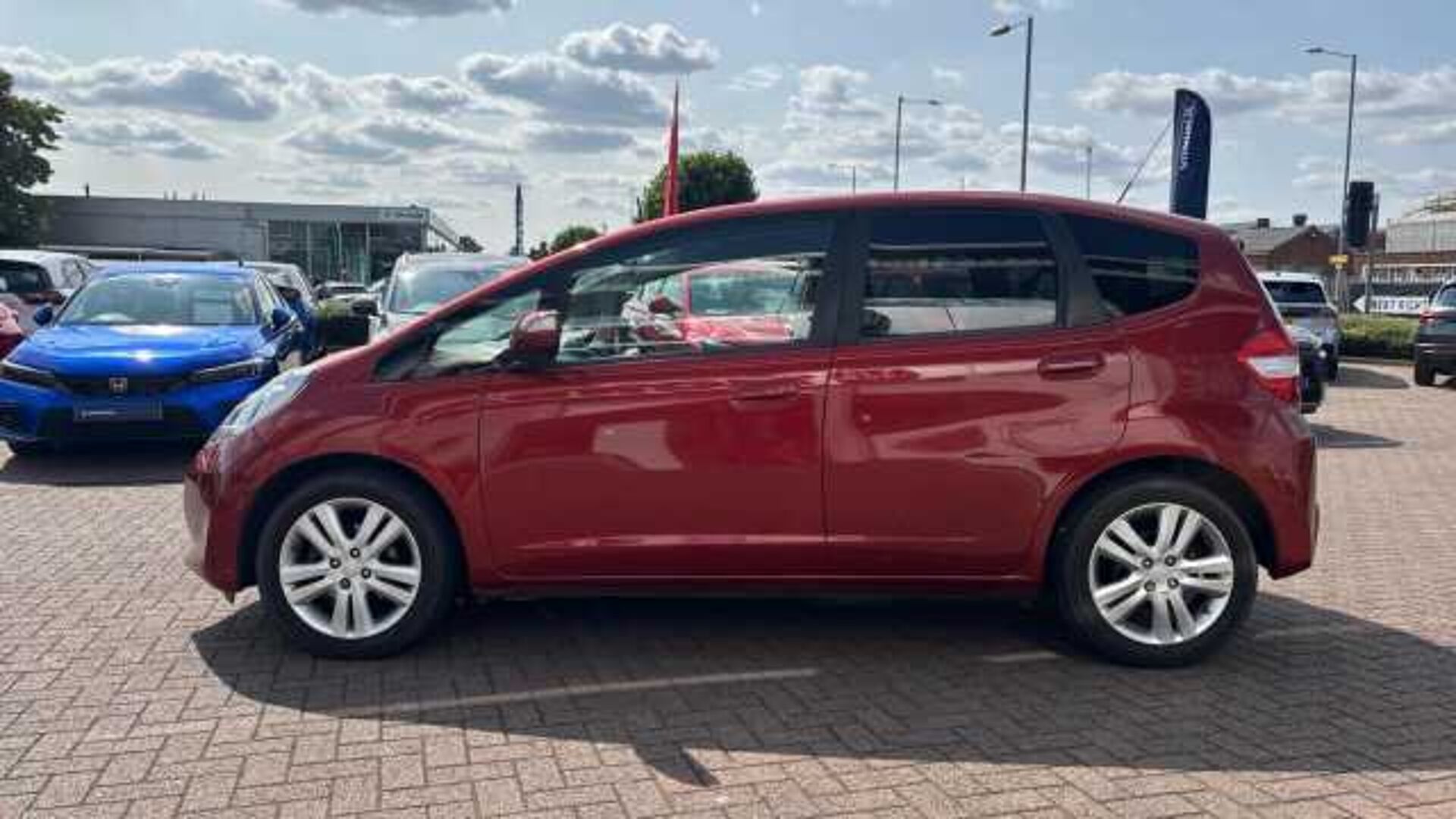Honda Jazz 1.4 i-VTEC ES Plus Hatchback 5dr Petrol CVT Euro 5 (99 ps) 