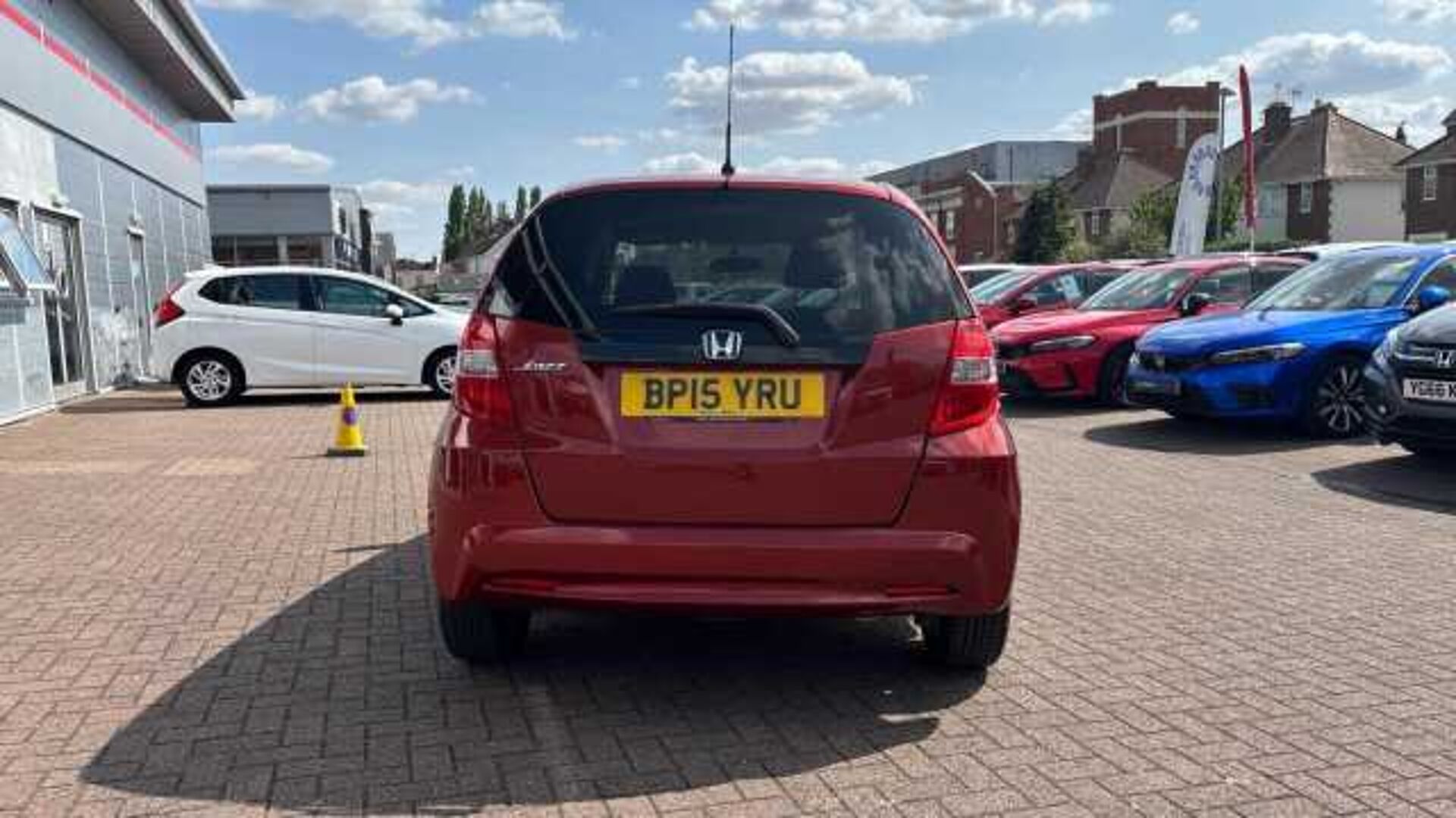Honda Jazz 1.4 i-VTEC ES Plus Hatchback 5dr Petrol CVT Euro 5 (99 ps) 