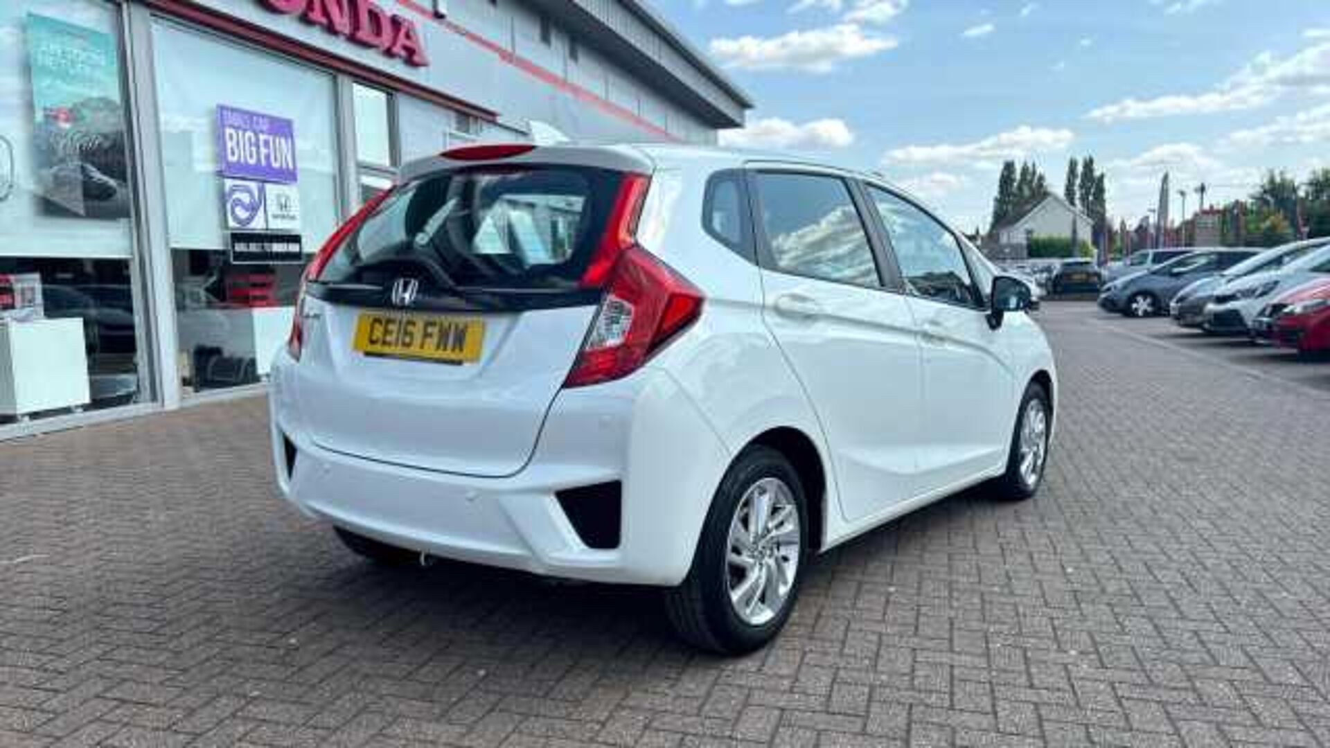 Honda Jazz 1.3 i-VTEC SE Navi Hatchback 5dr Petrol Manual Euro 6 (s/s) (102 ps) 