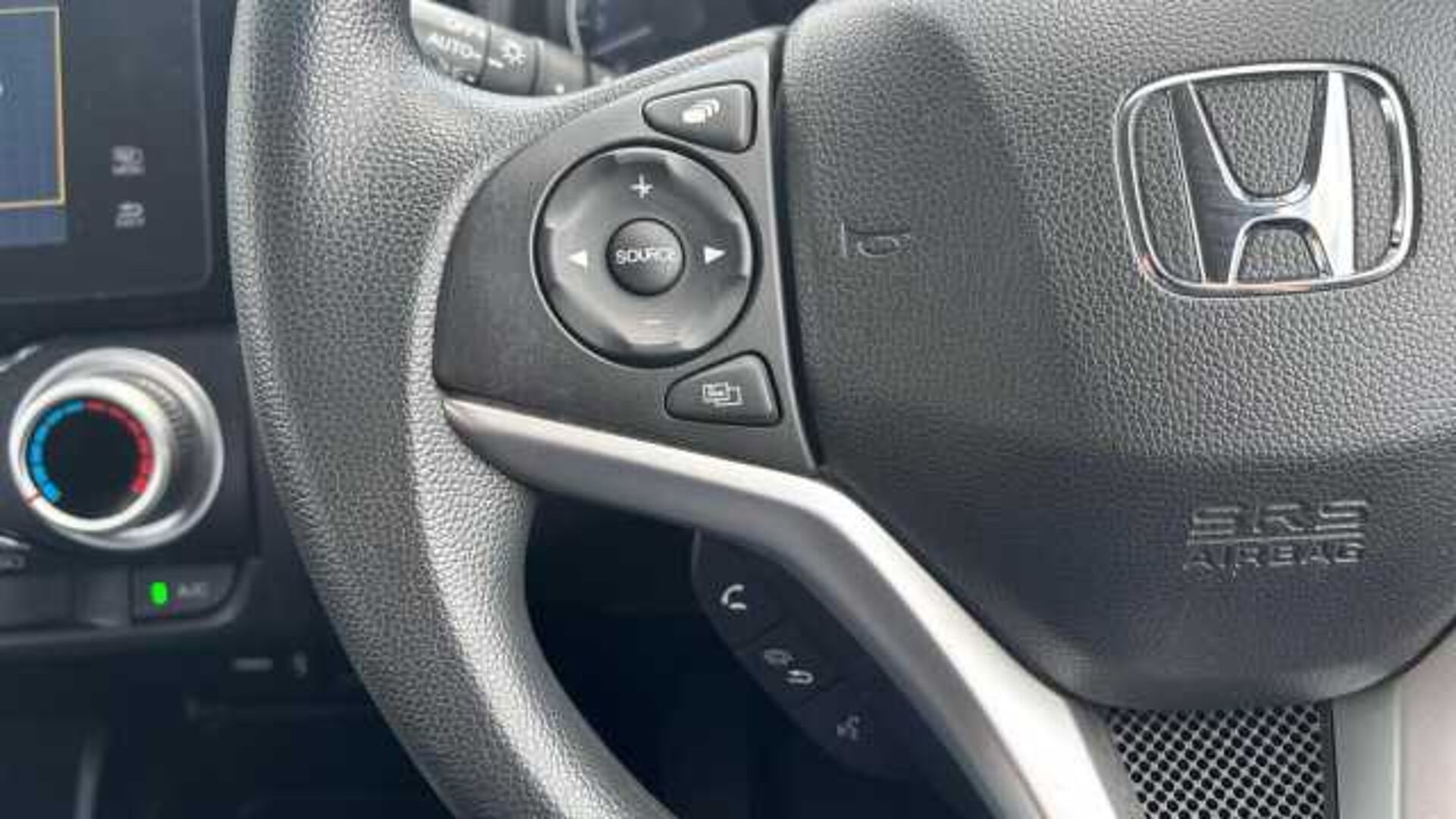 Honda Jazz 1.3 i-VTEC SE Navi Hatchback 5dr Petrol Manual Euro 6 (s/s) (102 ps) 