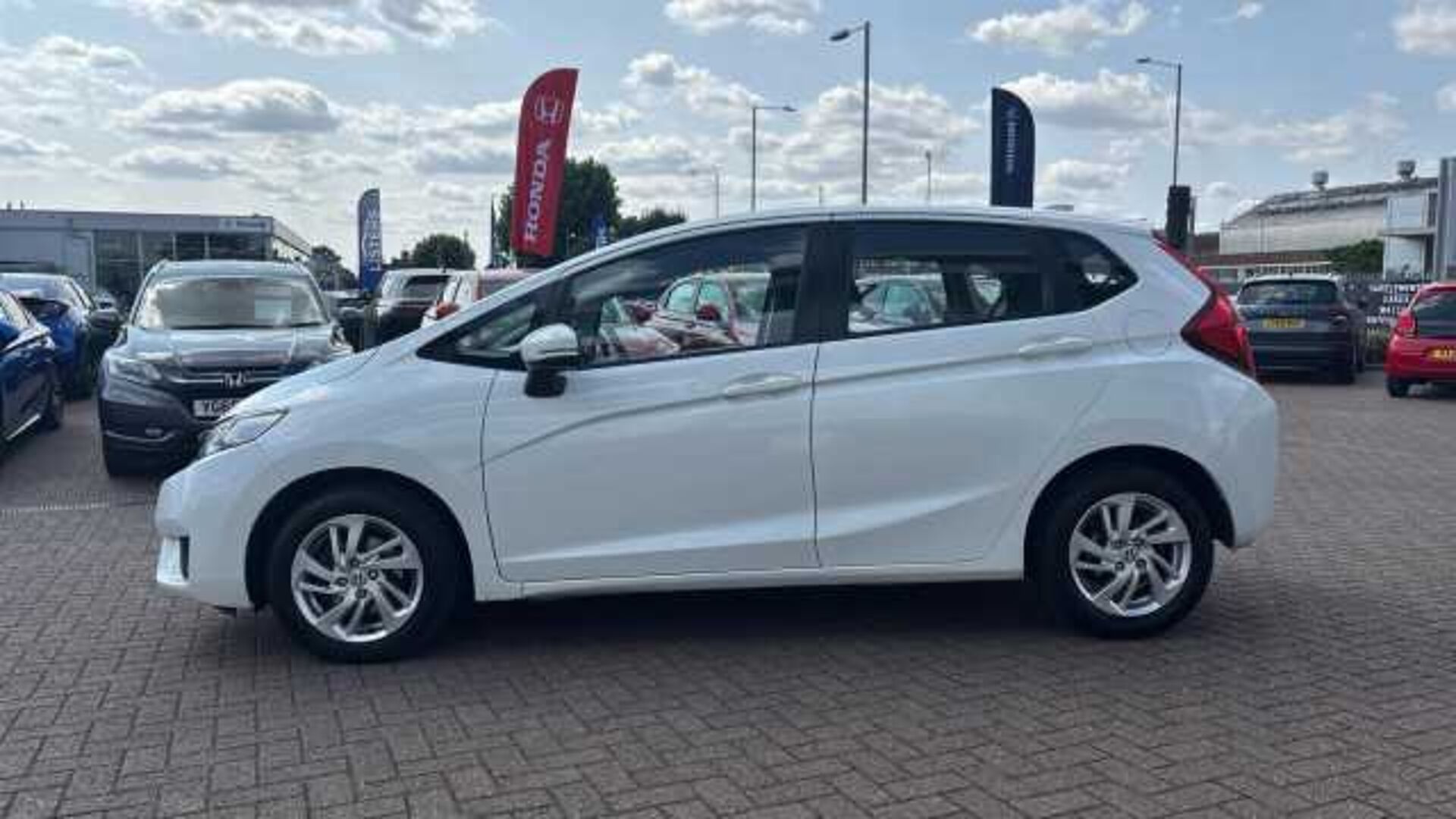 Honda Jazz 1.3 i-VTEC SE Navi Hatchback 5dr Petrol Manual Euro 6 (s/s) (102 ps) 
