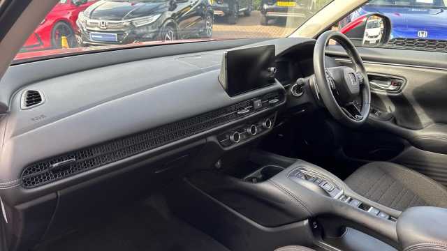 Honda ZR-V e:HEV 2.0 h i-MMD Elegance SUV 5dr Petrol Hybrid eCVT Euro 6 (s/s) (184 ps) 