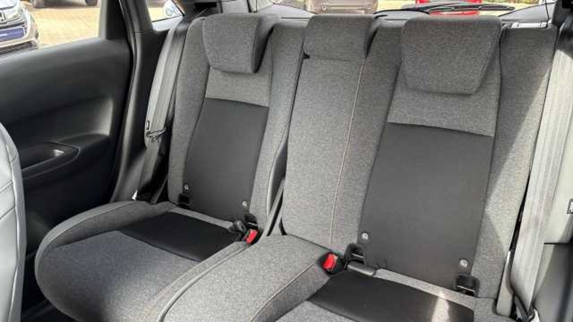 Honda Jazz 1.5 h i-MMD Advance Sport Hatchback 5dr Petrol Hybrid eCVT Euro 6 (s/s) (122 ps) 
