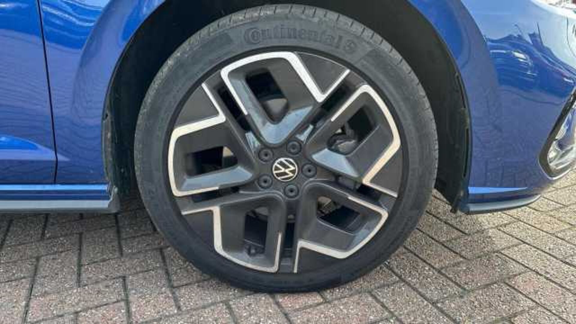 Volkswagen Polo 1.0 TSI Black Edition Hatchback 5dr Petrol DSG Euro 6 (s/s) (115 ps) 