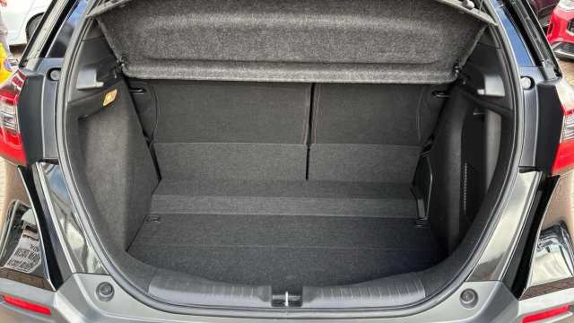 Honda Jazz Hybrid 1.5 h i-MMD Crosstar Advance Hatchback 5dr Petrol Hybrid eCVT Euro 6 (s/s) (122 