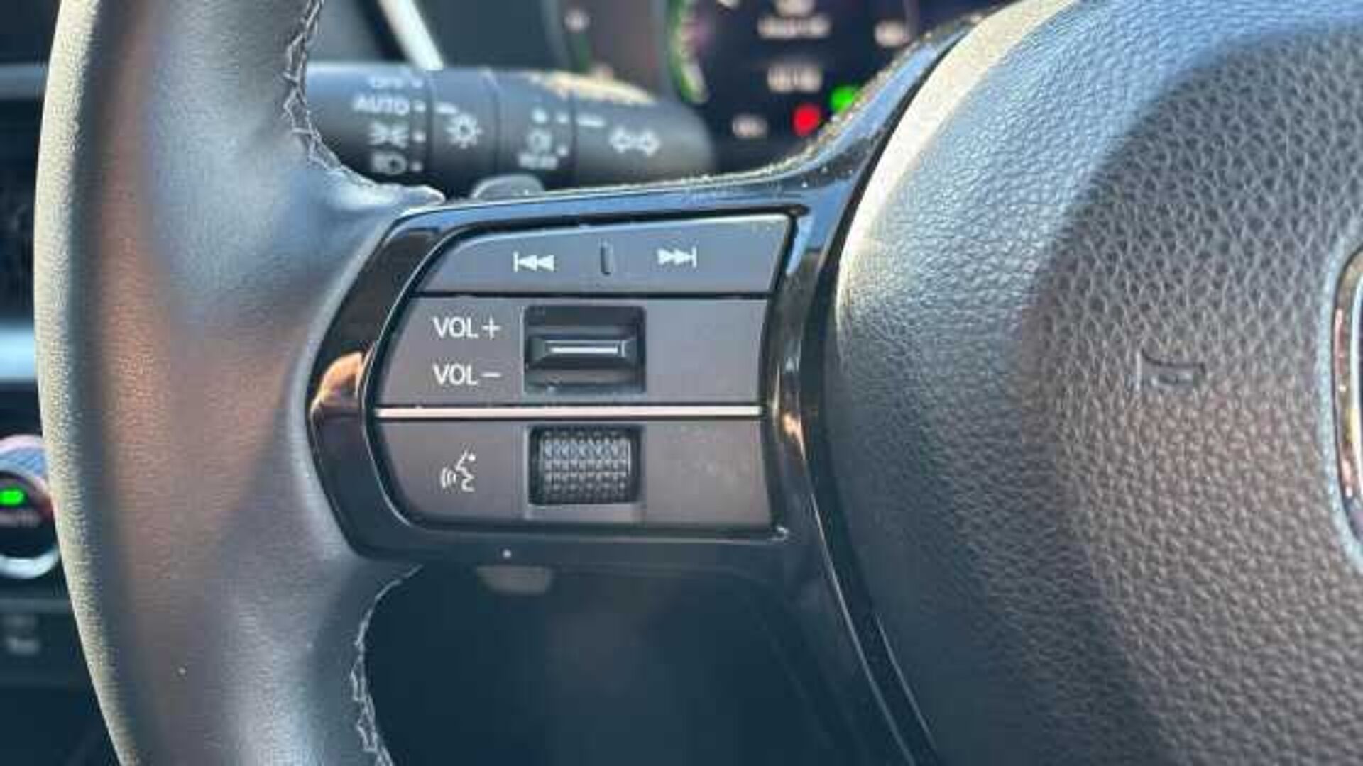Honda CR-V Hybrid 2.0 h i-MMD Advance SUV 5dr Petrol Hybrid eCVT 4WD Euro 6 (s/s) (184 ps) 