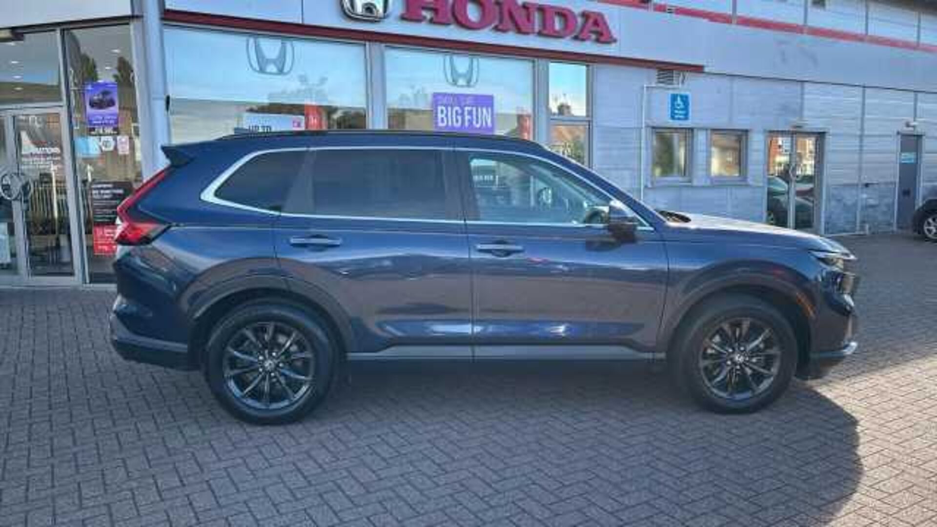 Honda CR-V Hybrid 2.0 h i-MMD Advance SUV 5dr Petrol Hybrid eCVT 4WD Euro 6 (s/s) (184 ps) 