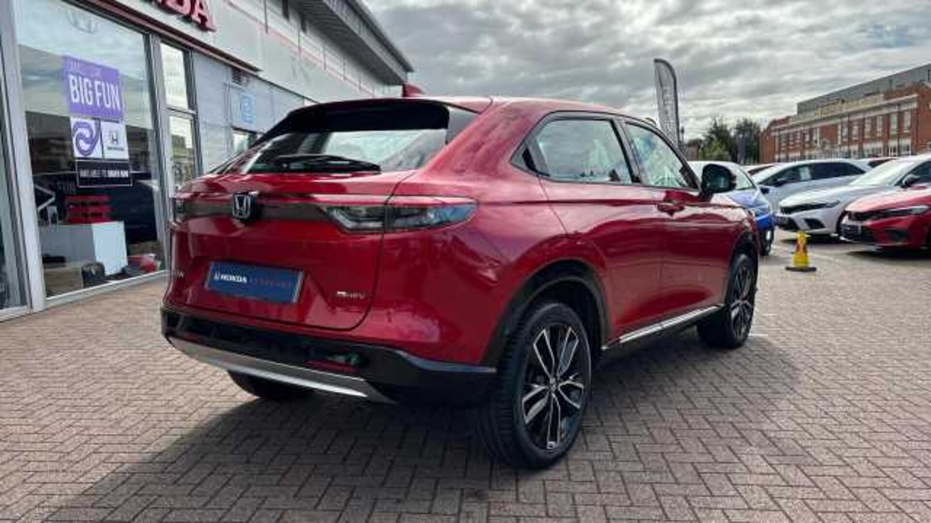 Honda HR-V Hybrid 1.5 h i-MMD Advance SUV 5dr Petrol Hybrid CVT Euro 6 (s/s) (131 ps) 