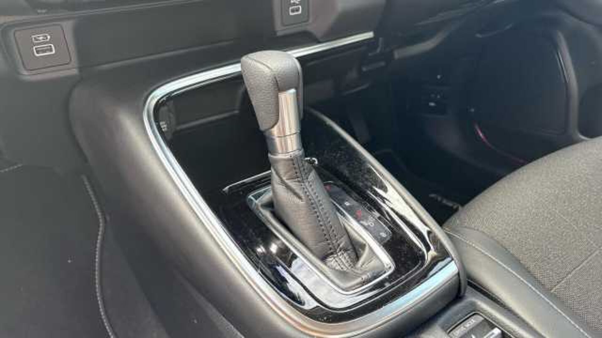 Honda HR-V Hybrid 1.5 h i-MMD Advance SUV 5dr Petrol Hybrid CVT Euro 6 (s/s) (131 ps) 