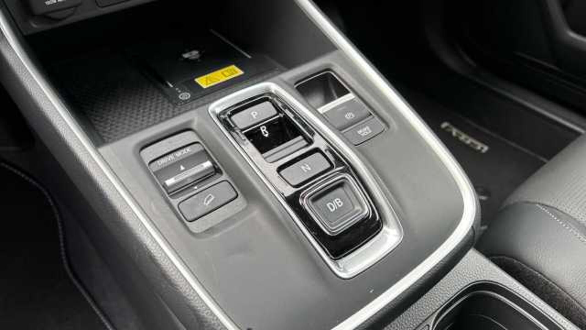 Honda CR-V Hybrid 2.0 h i-MMD Advance SUV 5dr Petrol Hybrid eCVT 4WD Euro 6 (s/s) (184 ps) 