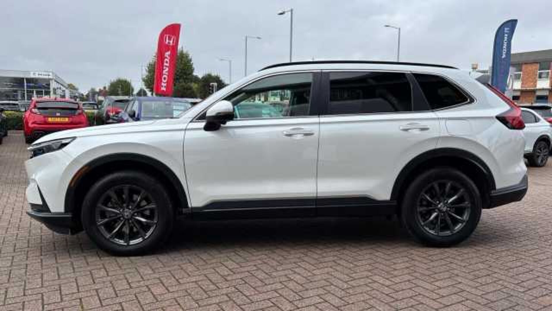 Honda CR-V Hybrid 2.0 h i-MMD Advance SUV 5dr Petrol Hybrid eCVT 4WD Euro 6 (s/s) (184 ps) 