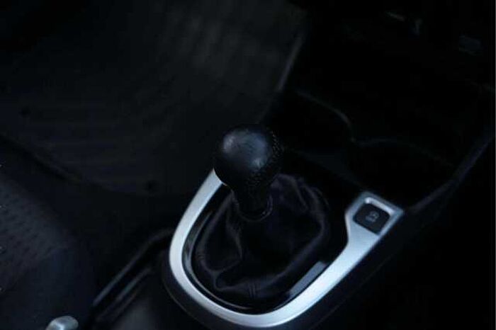 Honda Jazz 1.3 i-VTEC EX Navi Euro 6 (s/s) 5dr 