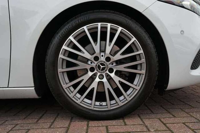 Mercedes-Benz A 200 2.0 A200d Sport Edition (Executive) Saloon 4dr Diesel 8G-DCT Euro 6 (s/s) (150 p 