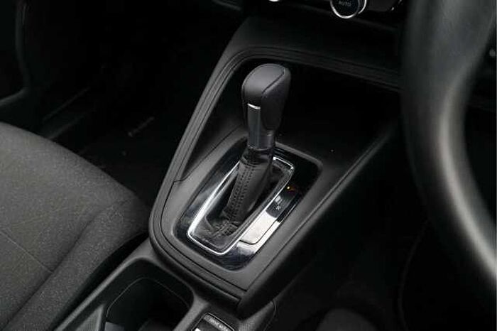 Honda HR-V Hybrid 1.5 h i-MMD Elegance SUV 5dr Petrol Hybrid CVT Euro 6 (s/s) (131 ps) 