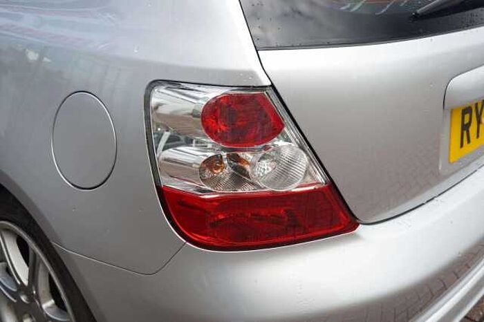 Honda Civic Type R 2.0 i-VTEC Type R Hatchback 3dr Petrol Manual (212 g/km 197 bhp) 