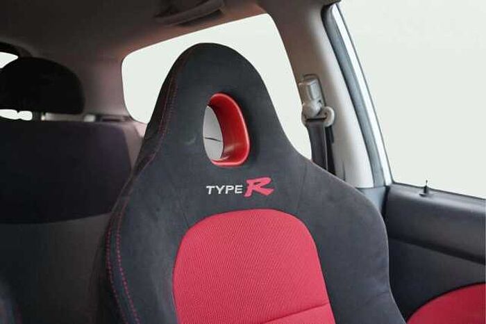 Honda Civic Type R 2.0 i-VTEC Type R Hatchback 3dr Petrol Manual (212 g/km 197 bhp) 