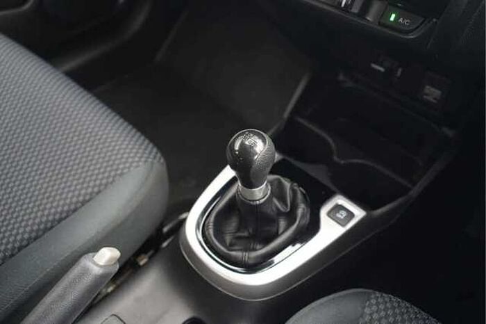 Honda Jazz 1.3 i-VTEC SE Navi Hatchback 5dr Petrol Manual Euro 6 (s/s) (102 ps) 