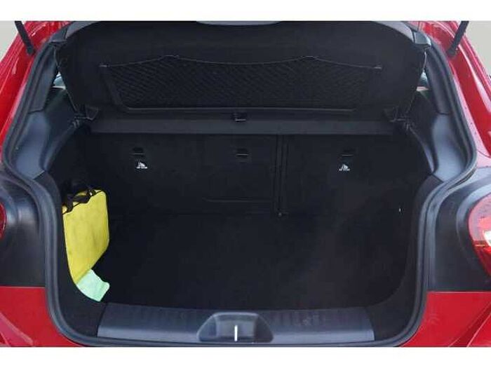 Mercedes-Benz 2.0 A250 AMG (Premium) Hatchback 5dr Petrol 7G-DCT Euro 6 (s/s) (218 ps) 