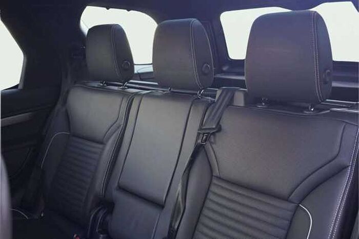 Land Rover Discovery 3.0 D300 MHEV R-Dynamic HSE SUV 5dr Diesel Auto 4WD Euro 6 (s/s) (300 ps) 