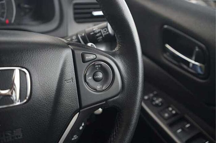 Honda CR-V 2.0 i-VTEC SE Plus Navi SUV 5dr Petrol Auto 4WD Euro 6 (155 ps) 