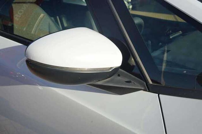 Honda Jazz Hybrid 1.5 h i-MMD SR Hatchback 5dr Petrol Hybrid eCVT Euro 6 (s/s) (109 ps) 