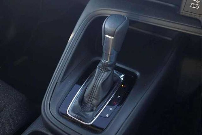 Honda HR-V Hybrid 1.5 h i-MMD Elegance SUV 5dr Petrol Hybrid CVT Euro 6 (s/s) (131 ps) 