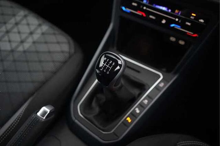 Volkswagen Taigo 1.0 TSI R-Line SUV 5dr Petrol Manual Euro 6 (s/s) (115 ps) 