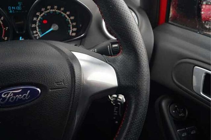 Ford Fiesta 1.0T EcoBoost ST-Line Hatchback 3dr Petrol Manual Euro 6 (s/s) (140 ps) 