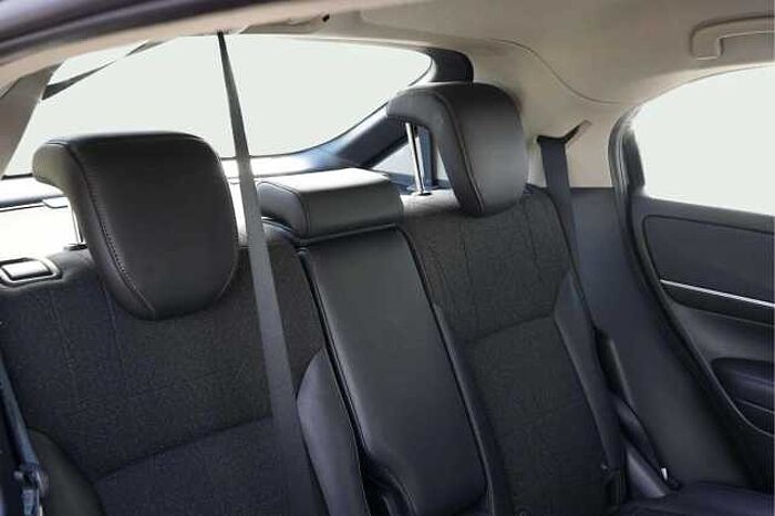 Honda HR-V Hybrid 1.5 h i-MMD Advance SUV 5dr Petrol Hybrid CVT Euro 6 (s/s) (131 ps) 