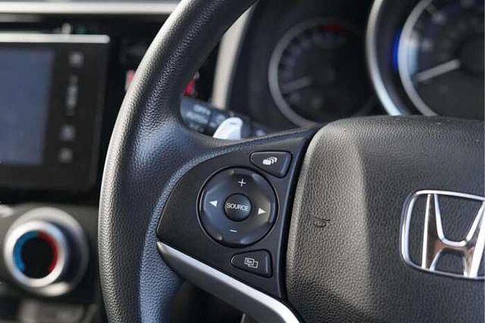 Honda Jazz 1.3 i-VTEC SE Navi Hatchback 5dr Petrol CVT Euro 6 (s/s) (102 ps) 