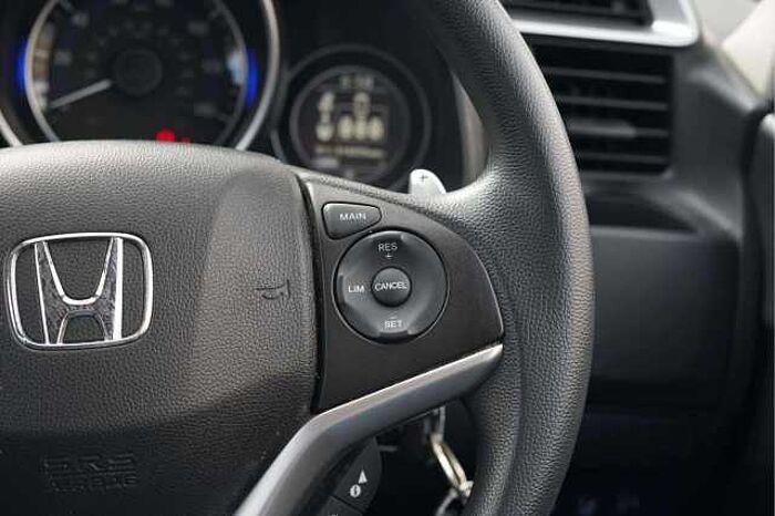 Honda Jazz 1.3 i-VTEC SE Navi Hatchback 5dr Petrol CVT Euro 6 (s/s) (102 ps) 