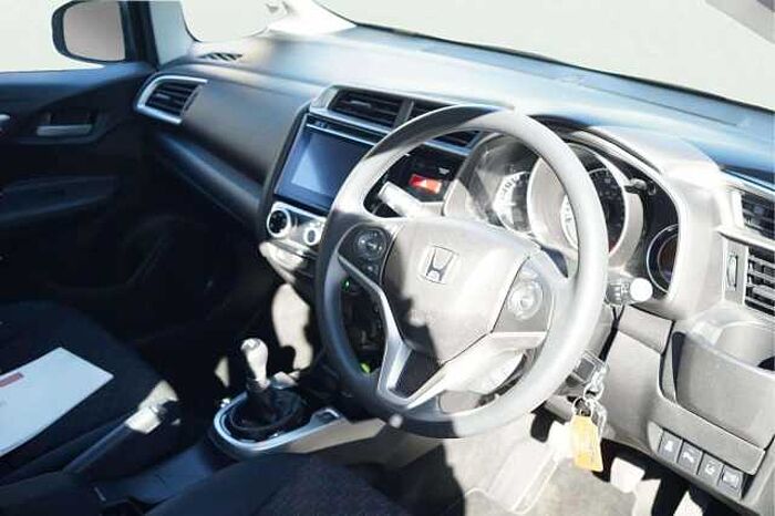 Honda Jazz 1.3 i-VTEC SE Hatchback 5dr Petrol Manual Euro 6 (s/s) (102 ps) 