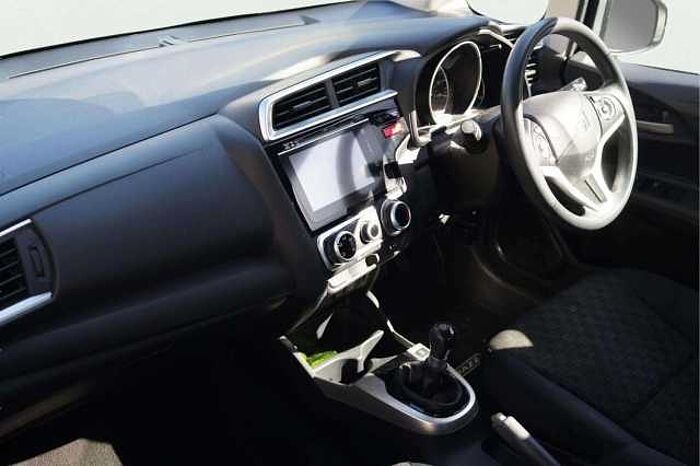 Honda Jazz 1.3 i-VTEC SE Hatchback 5dr Petrol Manual Euro 6 (s/s) (102 ps) 