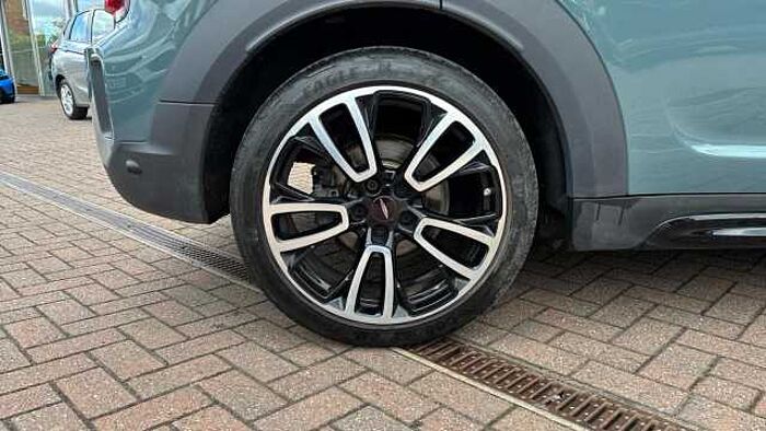 MINI Mini 1.5 Cooper Sport SUV 5dr Petrol Steptronic Euro 6 (s/s) (136 ps) 