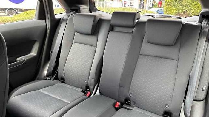 Honda Jazz Hybrid 1.5 h i-MMD SE Hatchback 5dr Petrol Hybrid eCVT Euro 6 (s/s) (107 ps) 