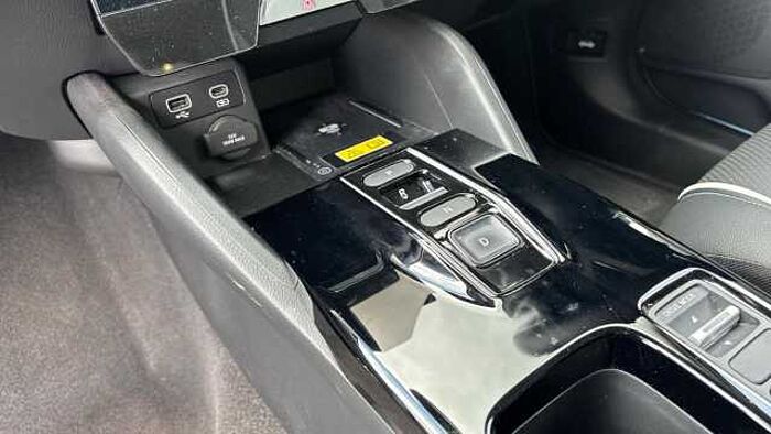 Honda e:Ny1 68.8kWh Elegance SUV 5dr Electric Auto (204 ps) 